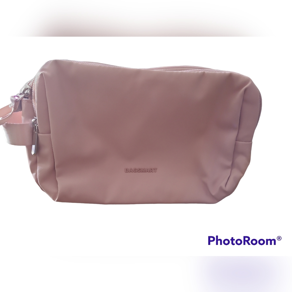 BAGSMART Travel Toiletry Bag  pink  9 " by 6 1/2 " by 4 "